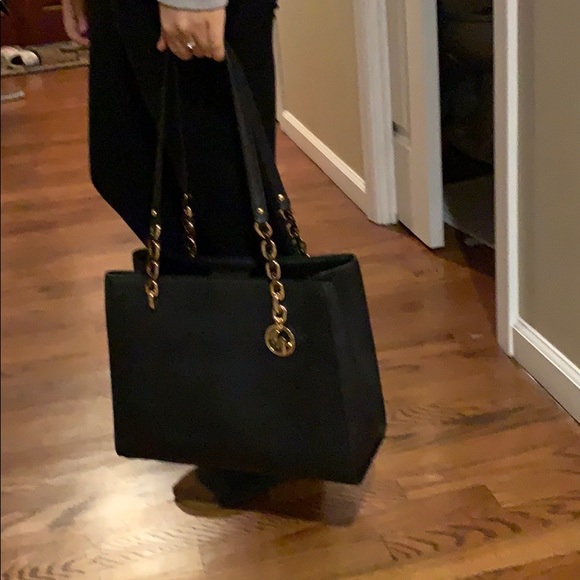 Purse - Picture 3 of 3